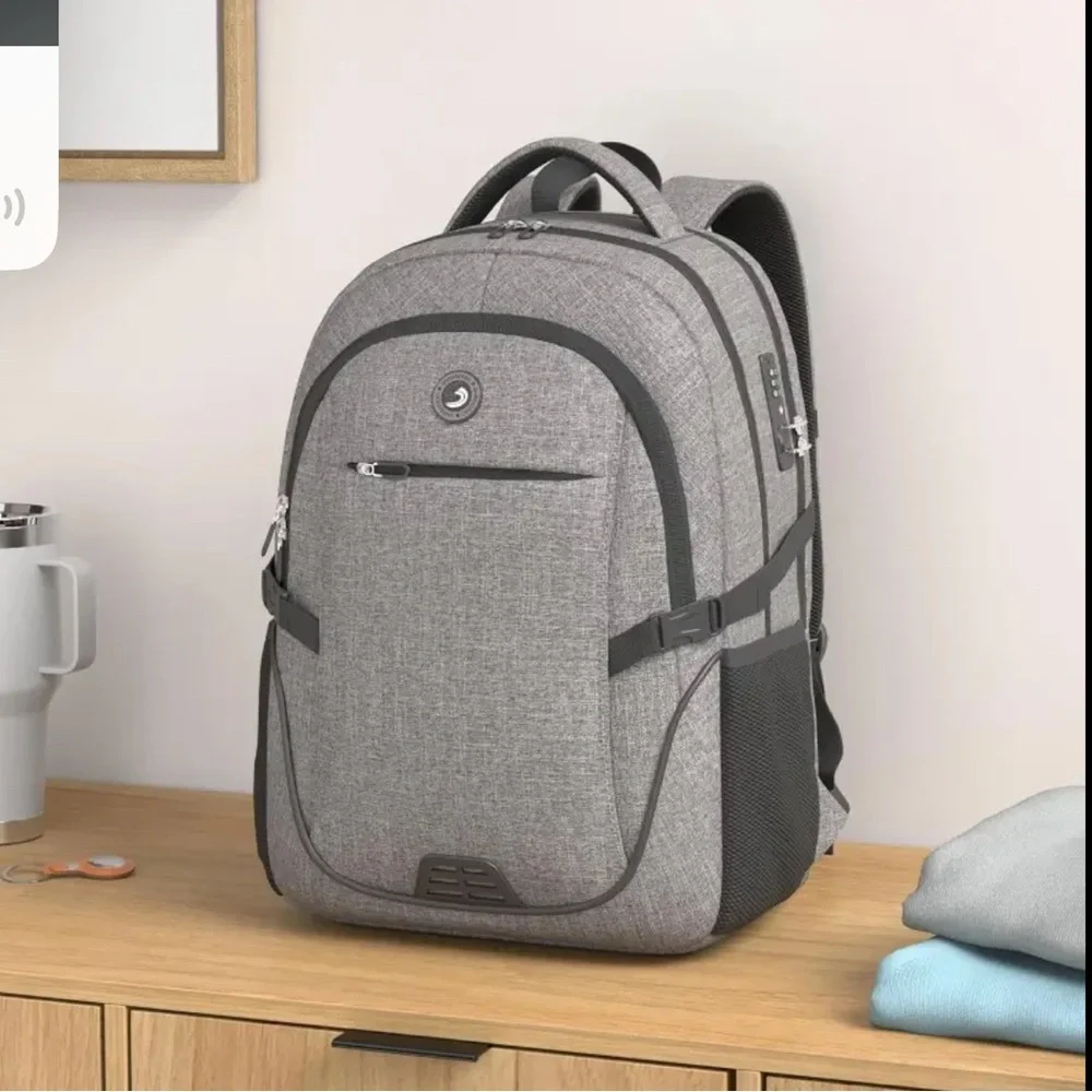 NWT Anti-Theft Laptop Backpack w/USB Port & Lock Fits 17” Laptop Travel, Work